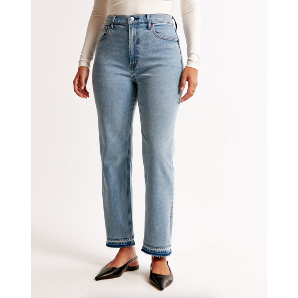 Abercrombie & Fitch Curve Love Ankle Straight Jeans 26 / 2 Long Hi Rise Fray Hem